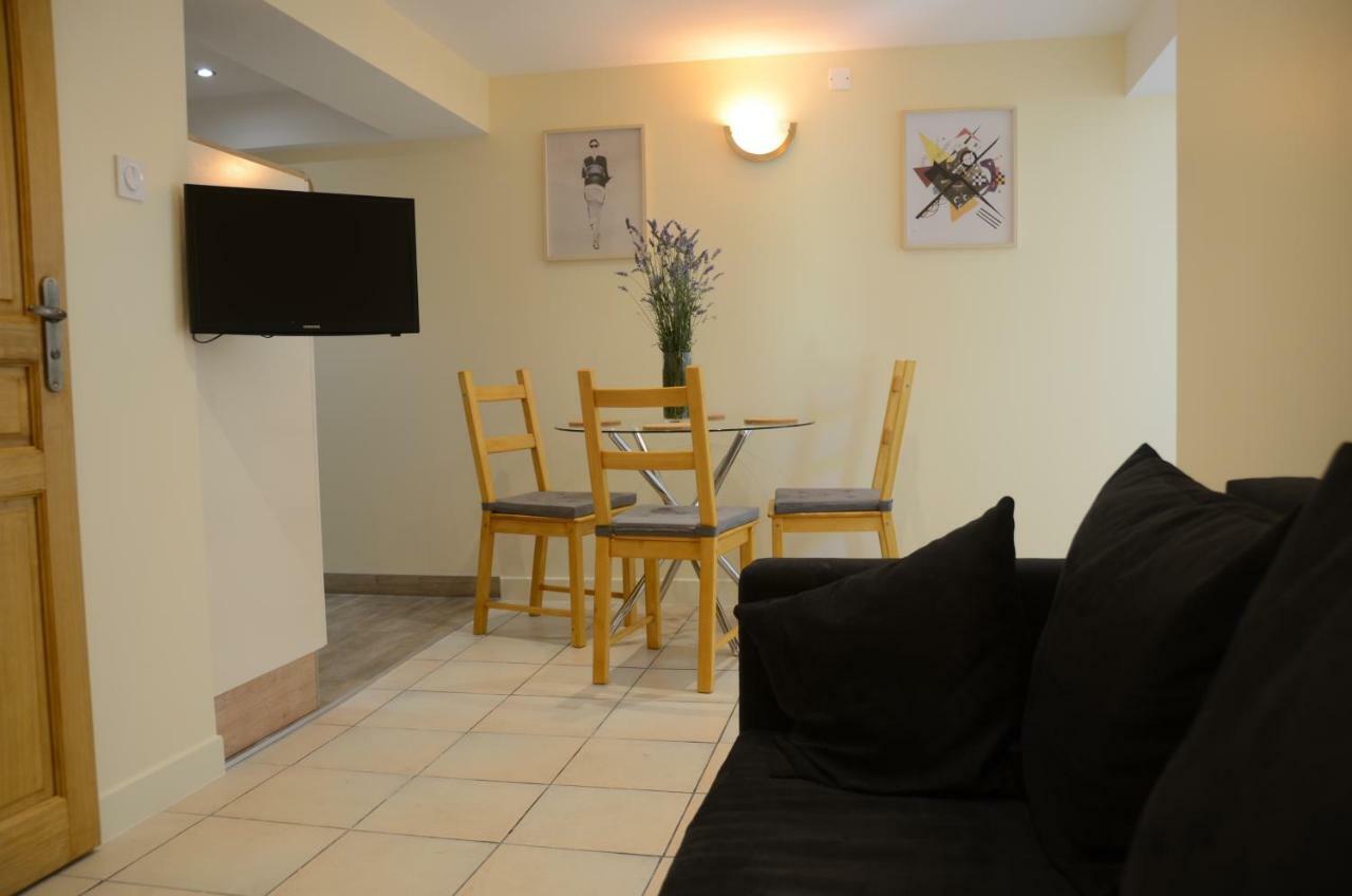 Jardin Du Petit Gatsby Apartman Carcassone Kültér fotó